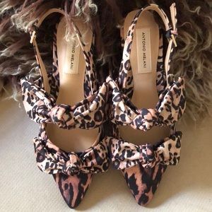Animal print flat with bows